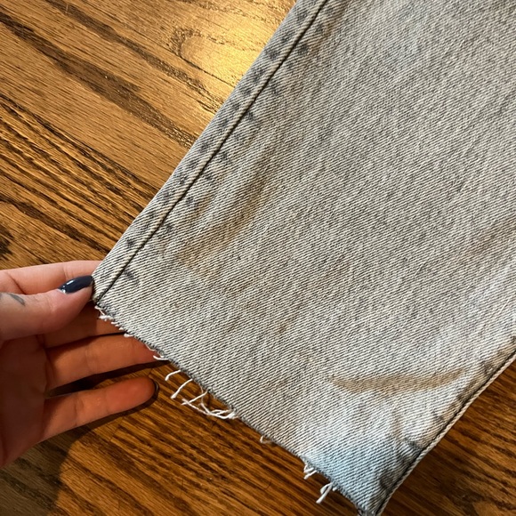 EUC barely worn grey washed Levi’s 501 skinny’s - Picture 5 of 6